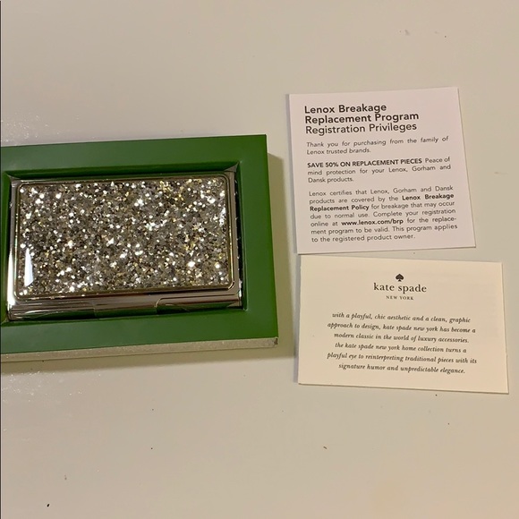 NWT Authentic Kate Spade Business Card holder. - Picture 3 of 5